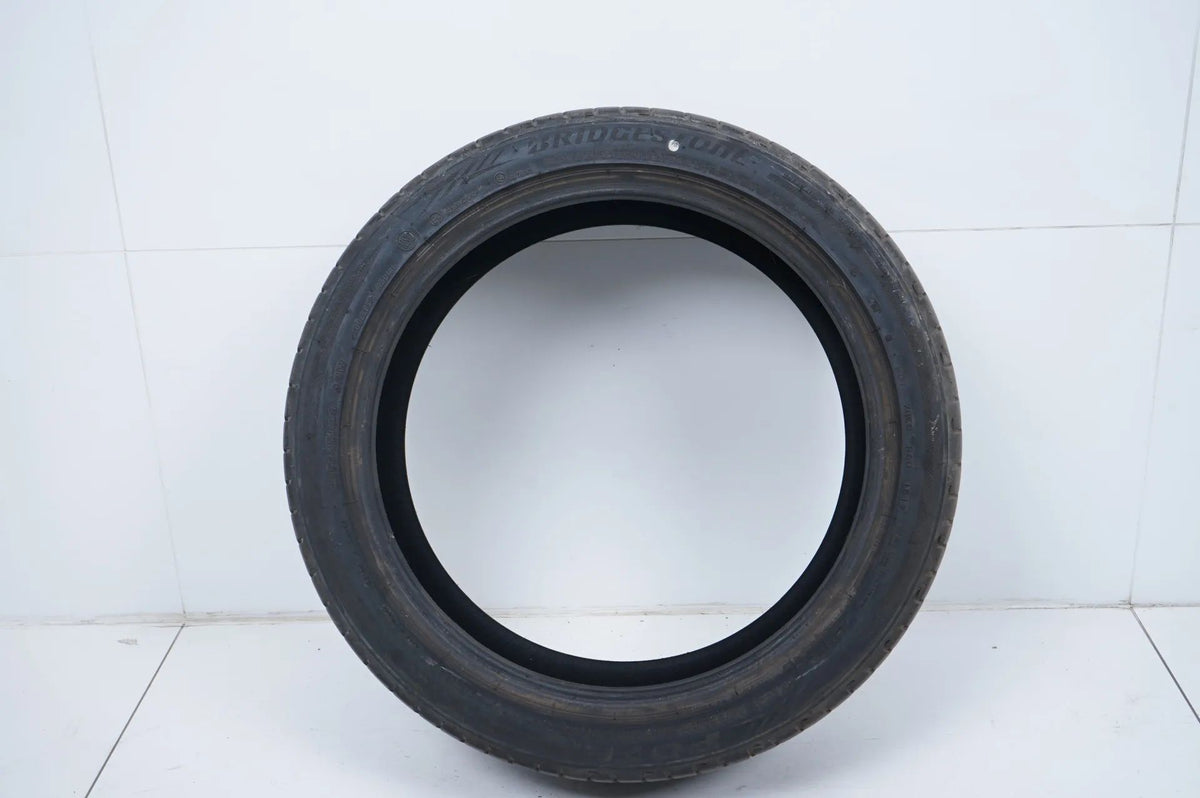 1x Bridgestone summer tire 225 45 19 inch DOT17 BMW* approx. 6mm RFT Detail view 2