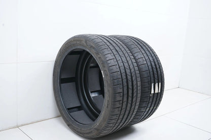 2x DEMO summer tires 265 40 21 inch Pirelli DOT22 MO