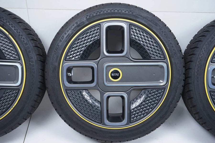 Mini Electric Power F56 winter tires/wheels 205/45/17 inch 737