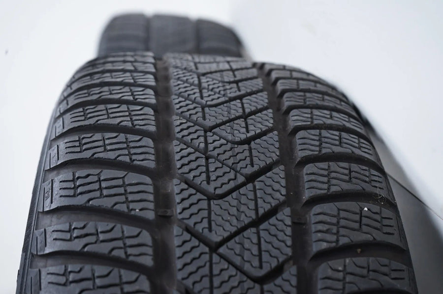 Mercedes C-Class W206 winter tires/wheels 225/45/18 inch