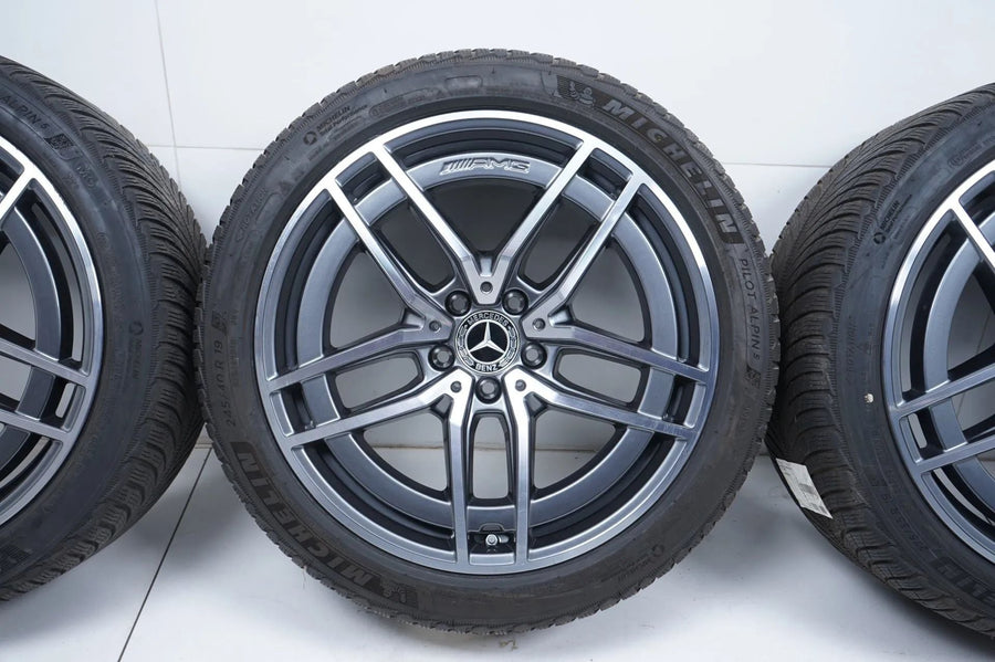 Mercedes E43 E53 AMG W213 Allwetterräder mit neuen Allwetterreifen 19 Zoll