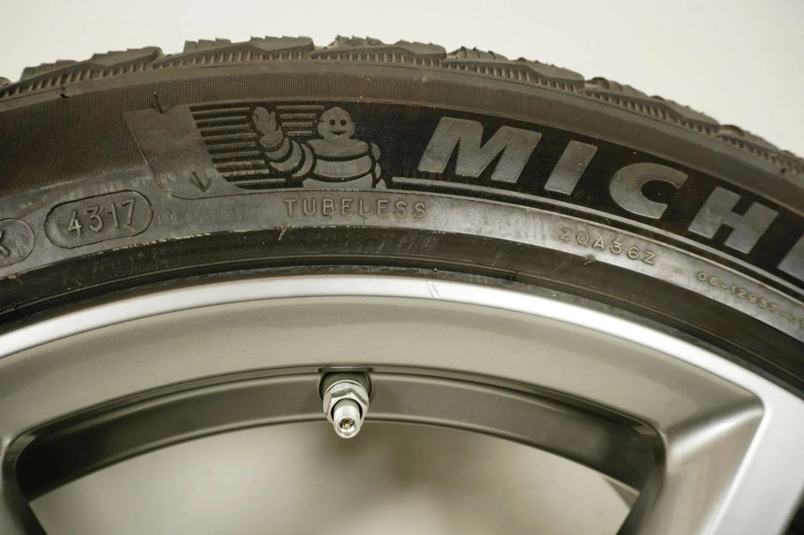 BMW M5 F90 winter tires/wheels 265/40/19 inch 705M