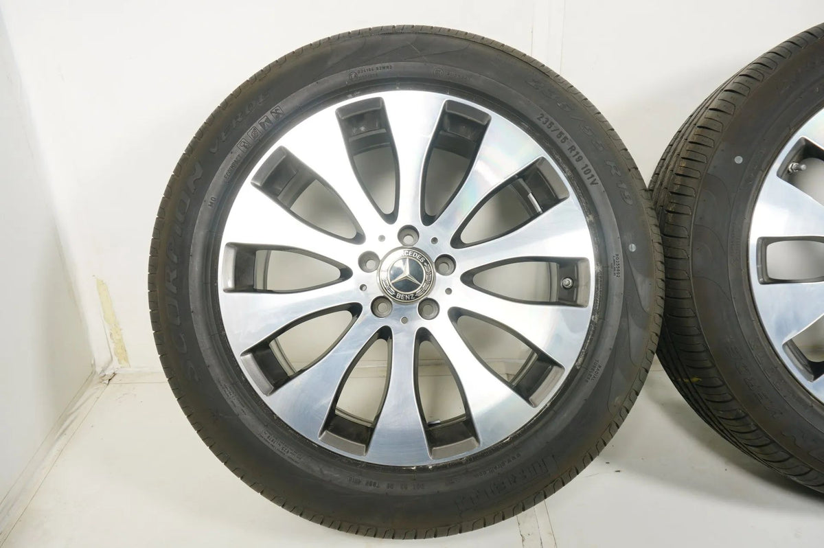 Original Mercedes GLC X253 19 Inch Alloy Wheels Summer Tires Summer Wheels 235 55 R19 Detailansicht 3