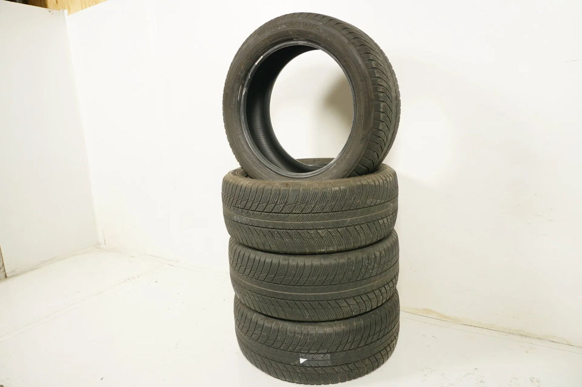 4 x Bridgestone winter tires 245/50 R19 inch DOT18 BMW* approx. 5mm tread depth RFT Detailansicht 4