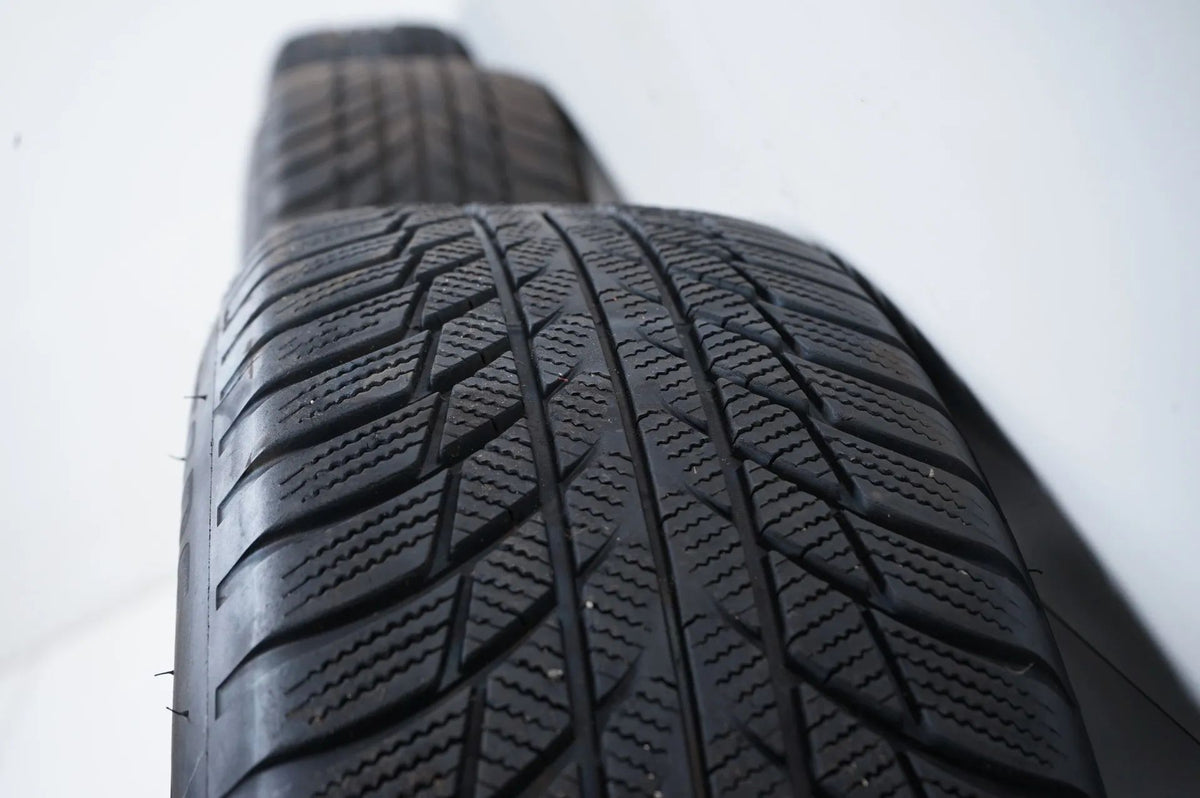Audi Q3 83A F3 winter tires/wheels 215/65/17 inch Detailansicht 10