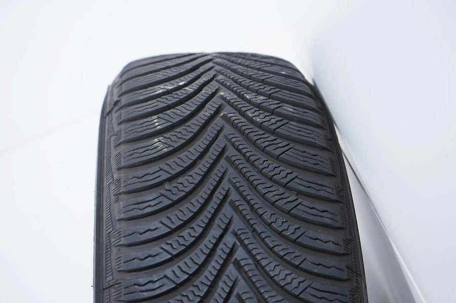 Mercedes A B Klasse W177 W247 Winterräder Winterreifen 16 Zoll