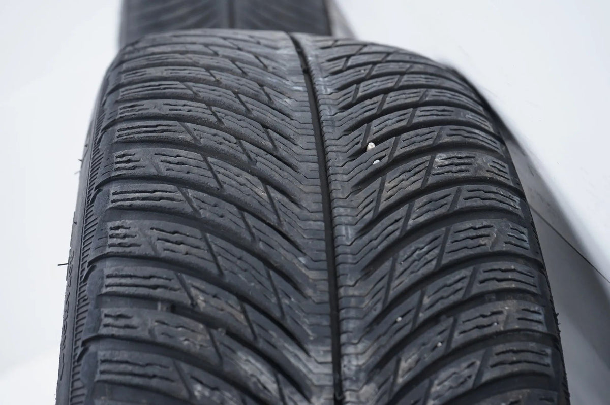 Mercedes E43 E53 AMG W213 Winter Tires Winter Wheels 19 Inch Detailansicht 15