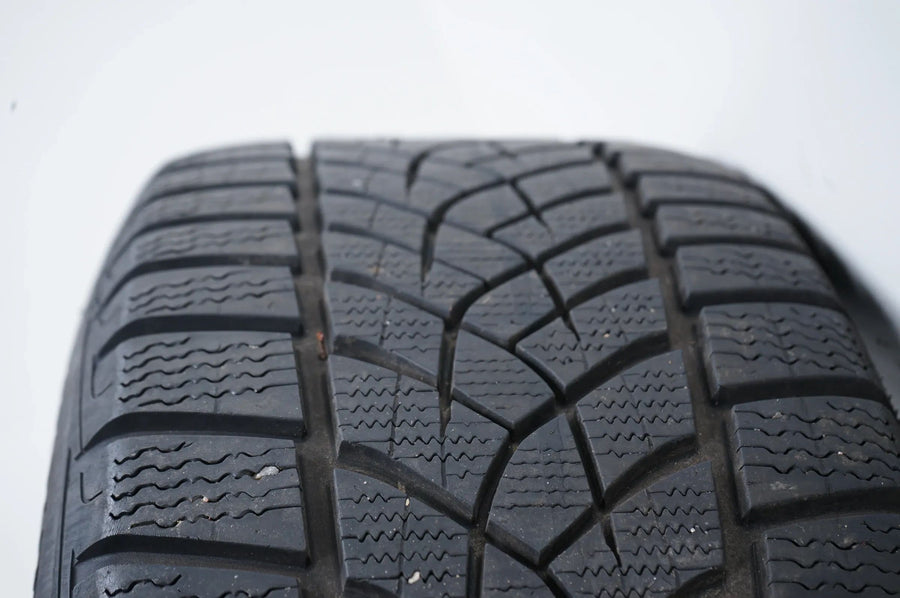 Audi A8 4N winter tires/wheels 235/55 R18 inch 4N060125A