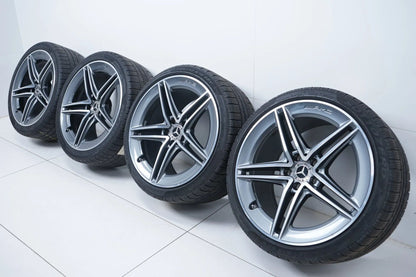 Mercedes C63 kupé AMG W205 zimní pneumatiky zimní kola 19 palců