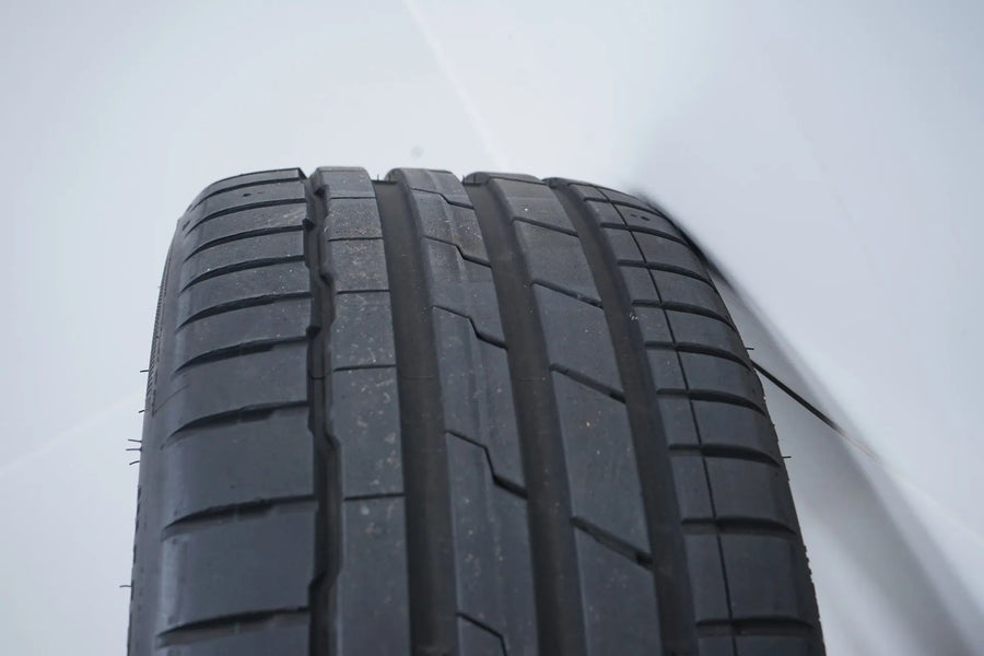 Mercedes S-Class W223 summer tires, summer wheels, 19 inch AMG