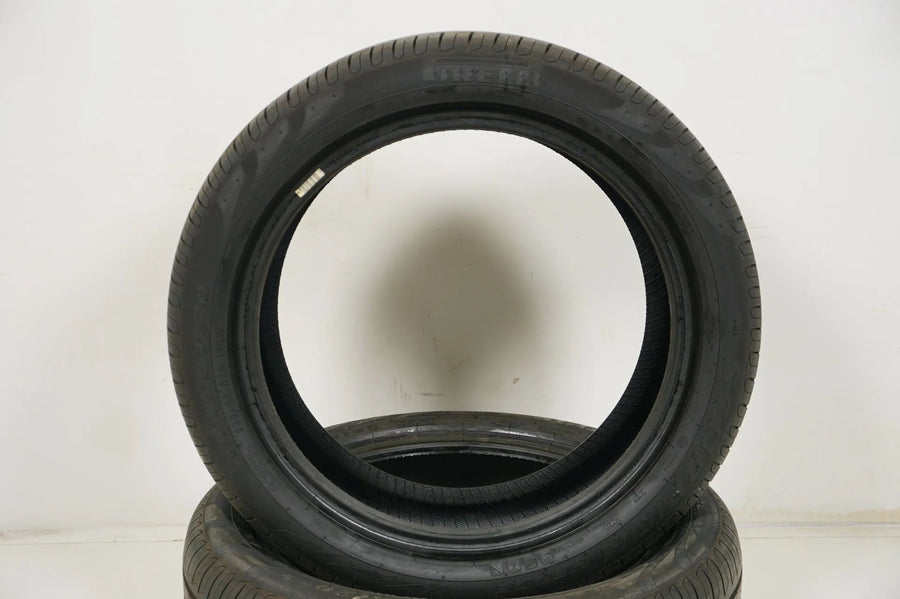 2 x Like New Summer Tires 235 50 20 inch Pirelli DOT18 MO