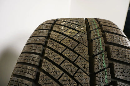 NEW DEMO Winter Tires 255/35 R19 Continental BMW * DOT16