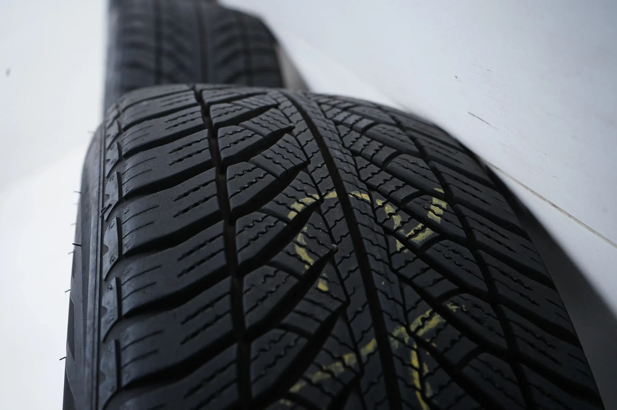 MINI MINI F55 F56 F57 Winter tires Winter wheels 195 55 16 inch Detailansicht 9