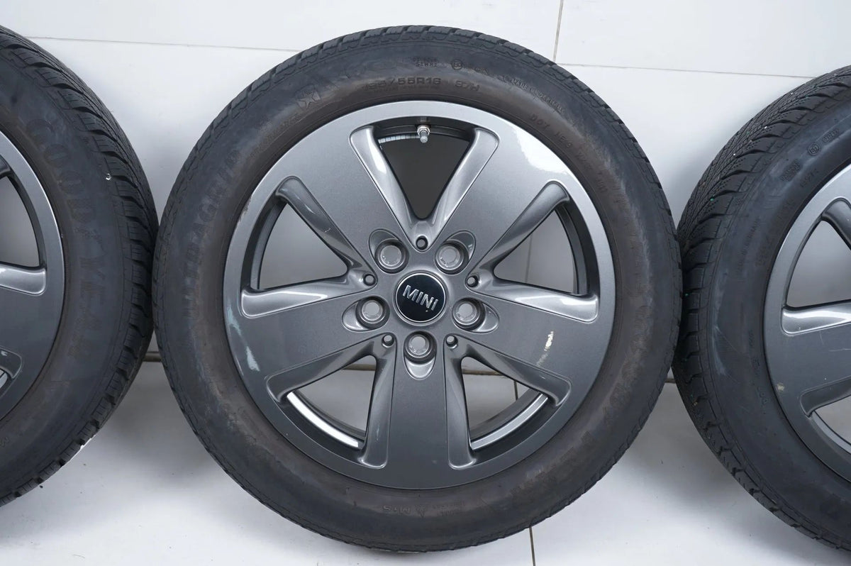 MINI MINI F55 F56 F57 Winter tires Winter wheels 195 55 16 inch Detailansicht 5