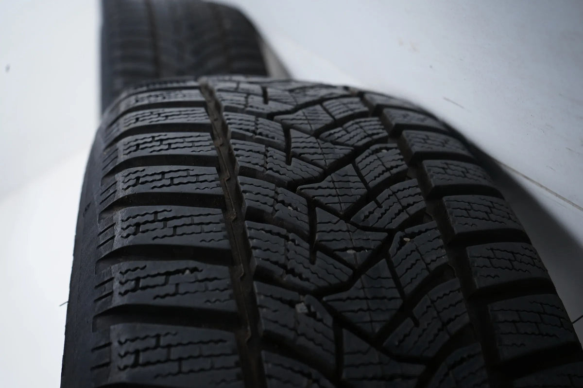 Hyundai Ioniq Winter Tires Winter Wheels 205 55 16 Inch Detailansicht 10