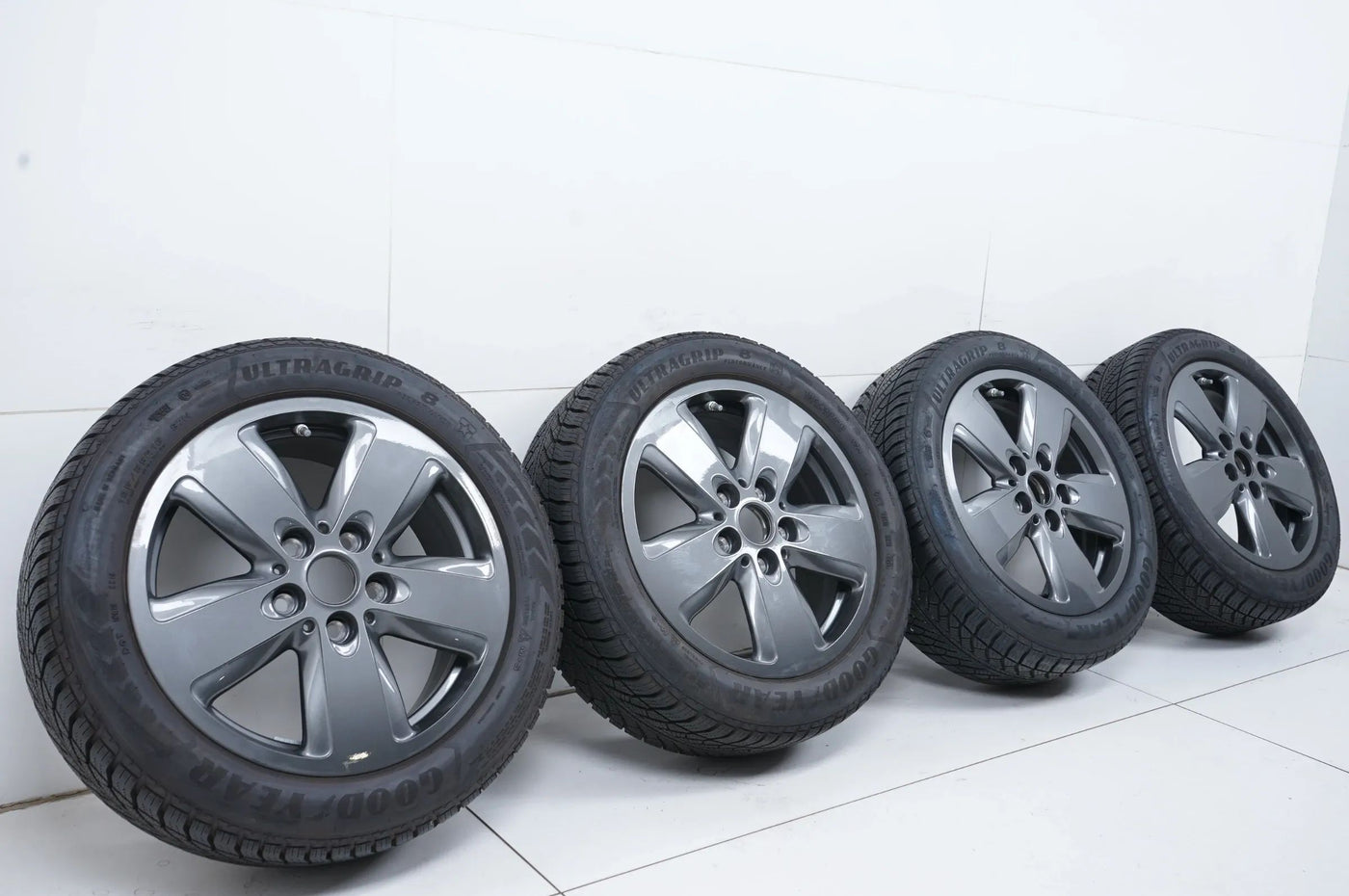 Pneus hiver MINI F55 F56 F57, jantes hiver 195/55/16 pouces