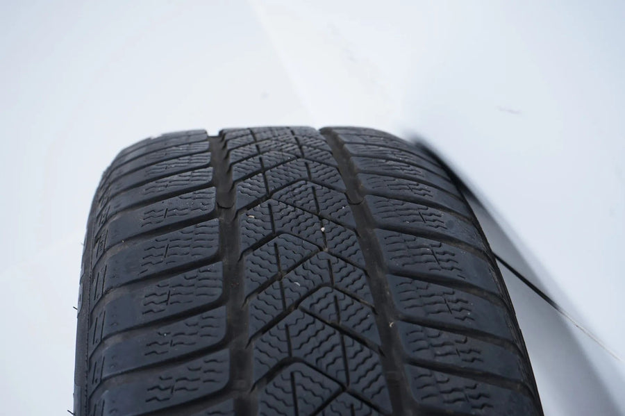 Pneus/jantes hiver 245/45/18 pouces pour Mercedes Classe E W213