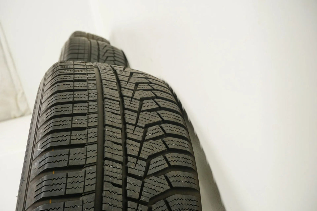 Mercedes A B Klasse W177 W247 Allwetterräder mit neuen Allwetterreifen 16 Zoll