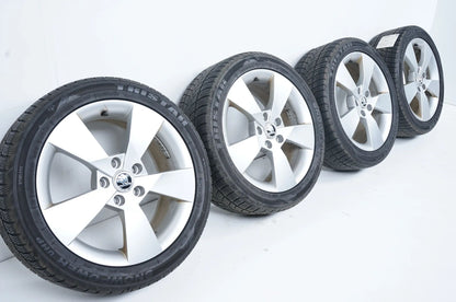 Skoda Octavia 5E Roues d'hiver Pneus d'hiver 225 45 17 pouces 5E0601025D
