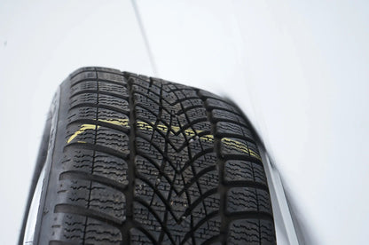 Mercedes C Klasse W205 Winterreifen Winterräder 225 50 17 Zoll