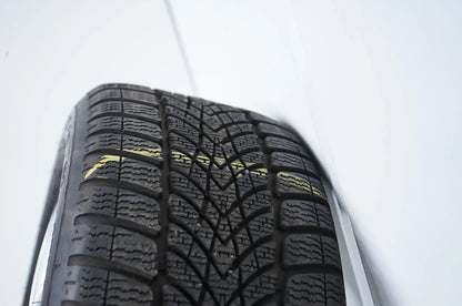 Mercedes C Klasse W205 Allwetterräder mit neuen Allwetterreifen 225 50 17 Zoll