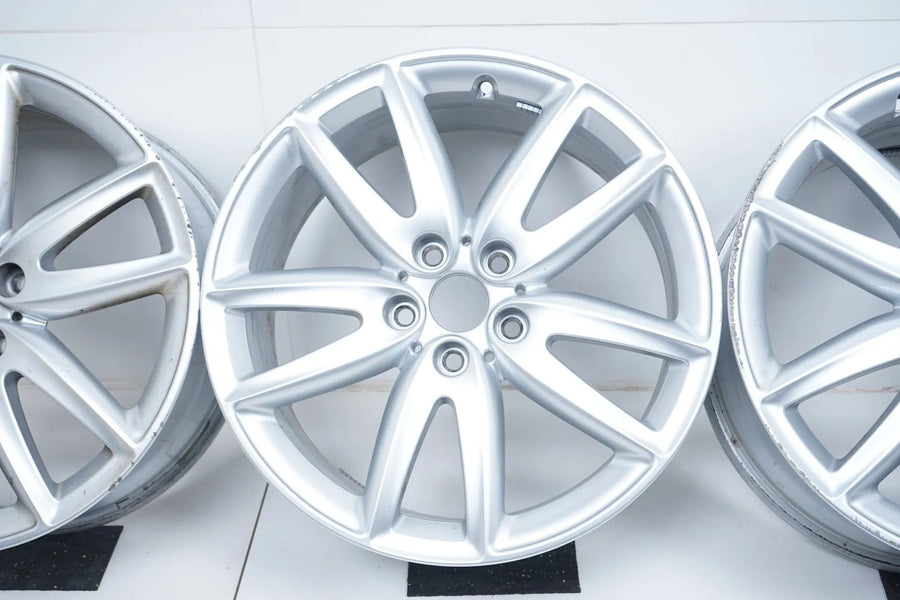 4 x originální hliníkové disky MINI Clubman F54 18 palců 815 6887612