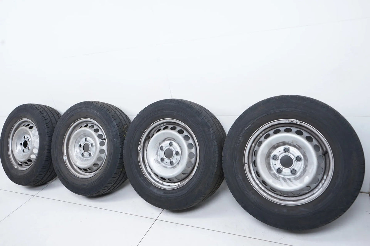 VW Volkswagen Crafter rims summer tires 235 65 16C inch Detailansicht 7