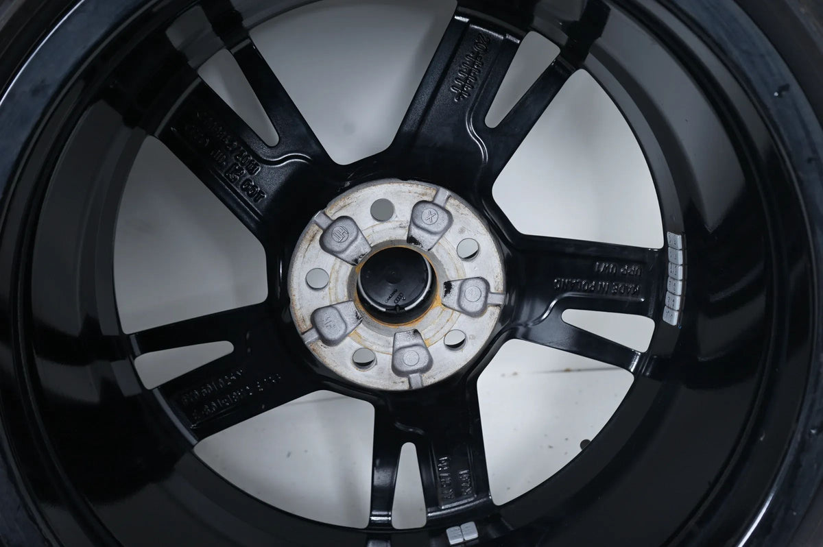 Audi A3 S3 8Y Summer Wheels Summer Tires 225 40 18 Inch 8Y0601025N Detailansicht 17