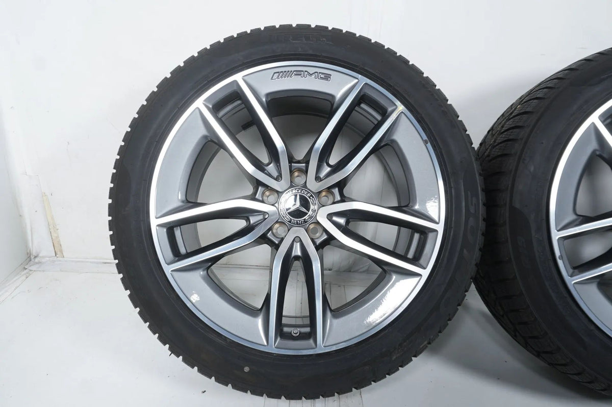 Like new Mercedes AMG GT X290 W290 winter wheels 19 inch 4-door Detailansicht 3