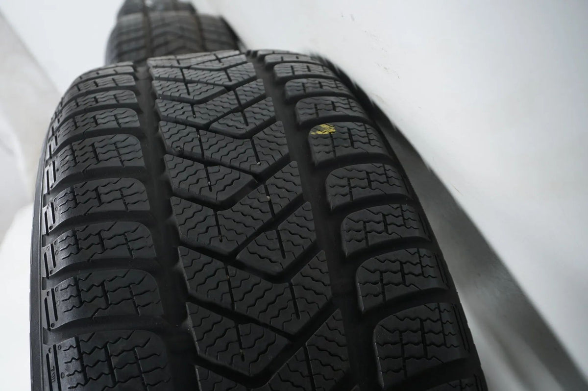 Mercedes GLA45 X156 AMG winter tires/wheels 215/55/18 inch Detailansicht 15
