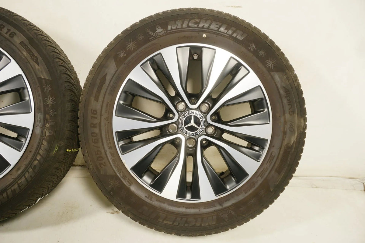 Pneus hiver et jantes hiver 16 pouces pour Mercedes Classe AB W177 B247 Detailansicht 6