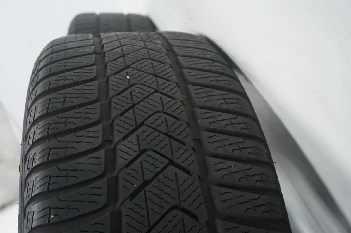 Mercedes C-Class W206 winter tires/wheels 225/45/18 inch Detailansicht 13