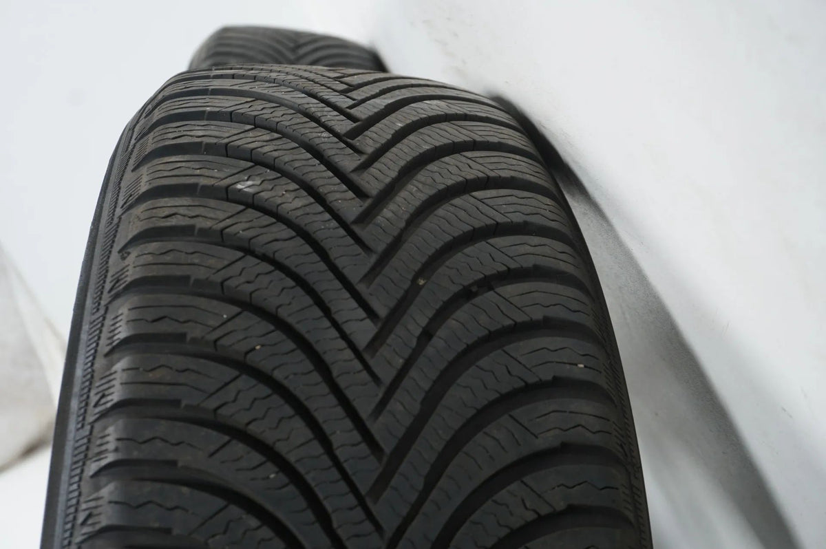 Mercedes AB Class W177 W247 Winter Wheels Winter Tires 16 Inch Detailansicht 11