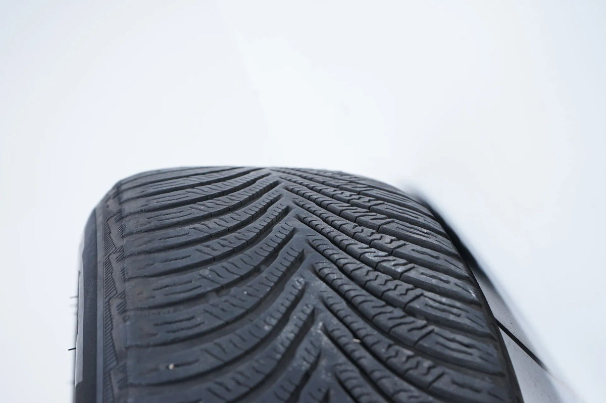 Mercedes AB Class W177 B247 Winter Tires Winter Wheels 16 inch Detailansicht 13