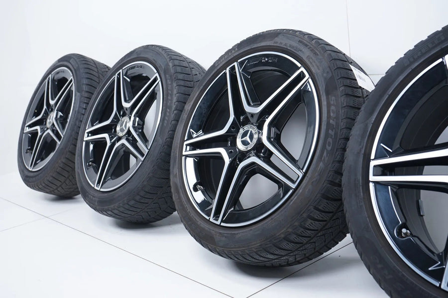Roues et pneus hiver 18 pouces pour Mercedes Classe AB W177 B247