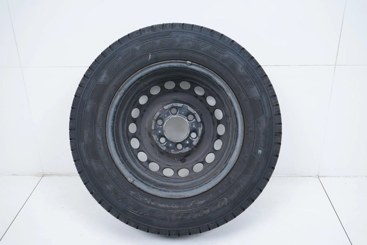 1 x Mercedes Sprinter W910 spare wheel 225 65 16 inch Detailansicht 6