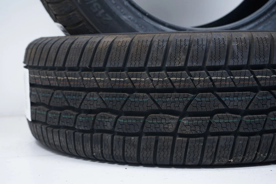 2x Neu Demo Winterreifen 215 60 17 Zoll Continental DOT19 MO