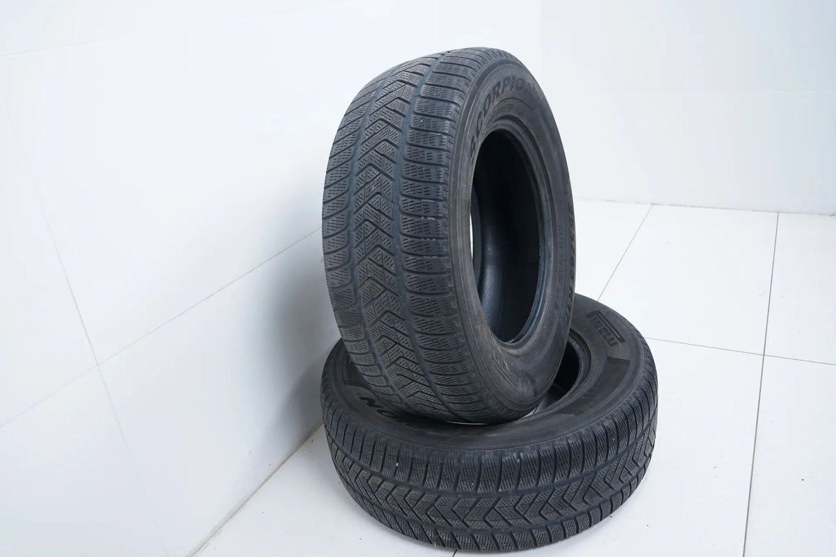 2x Winter tires 255 65 17 inch Pirelli DOT17 MO approx. 4mm tread depth Detailansicht 4