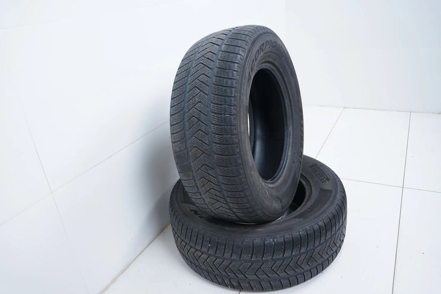 2x Winter tires 255 65 17 inch Pirelli DOT17 MO approx. 4mm tread depth