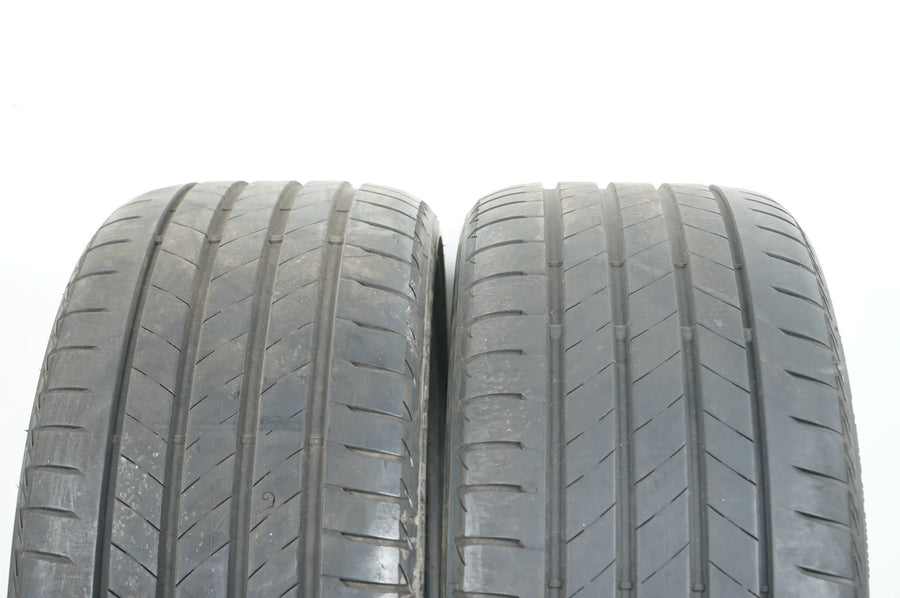 2 x Sommerreifen Bridgestone 255 40 20 Zoll DOT22/21 ca.5mm MO