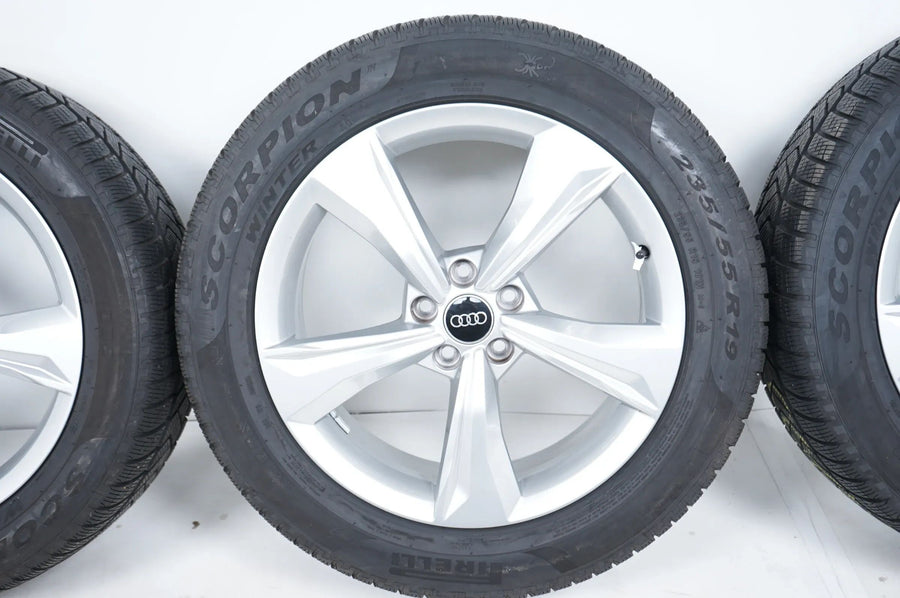 Audi Q5 SQ5 FY 8OA Winterreifen Winterräder 235 55 19 Zoll 80A601025K