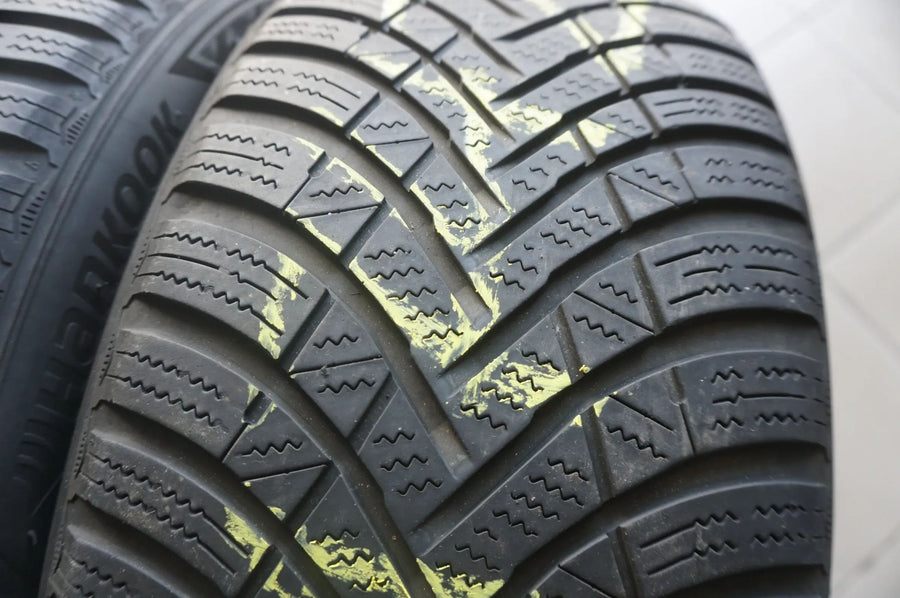 2 X 205 50 R17 93V Winterreifen Hankook Winter I*cept RS3 4mm