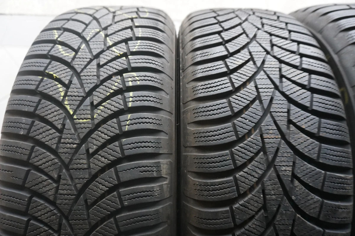 Original VW Passat 3G B8 Stahlfelgen Winterräder Winterreifen 215 60 R16 8mm Detailansicht 5