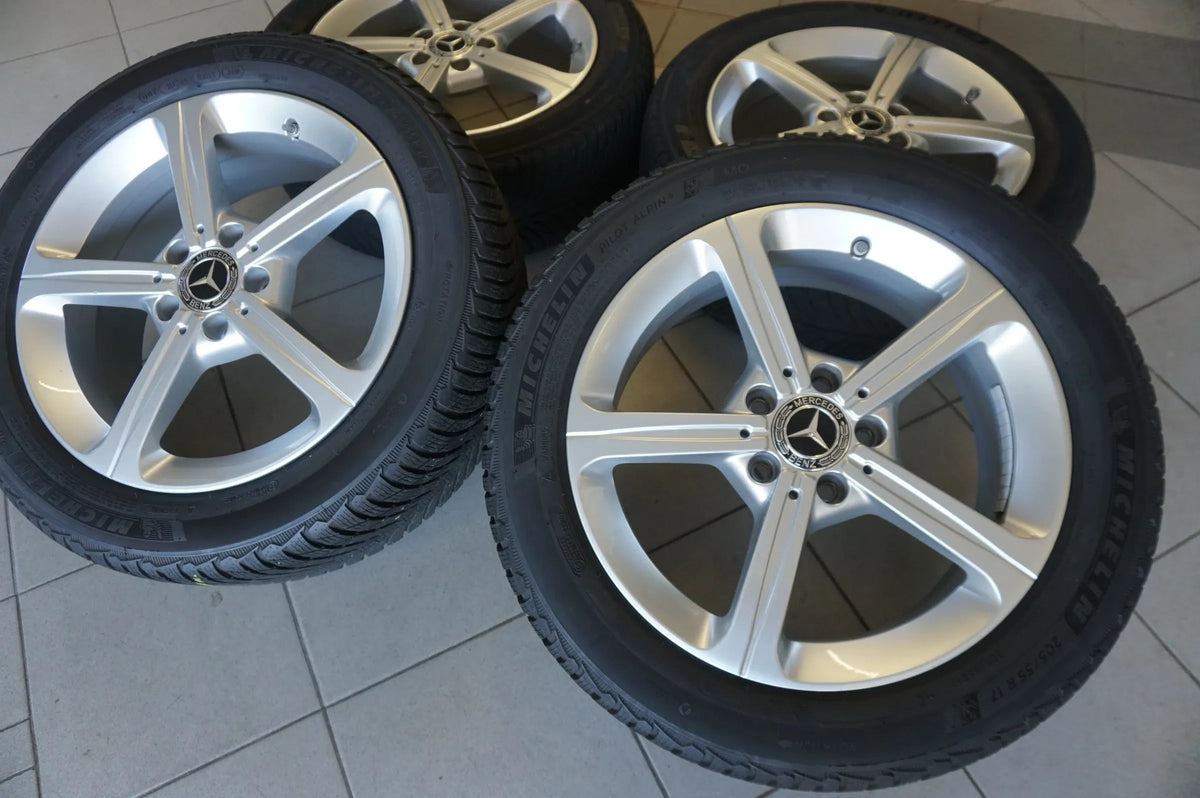 Mercedes A-Klasse W177 B-Klasse CLA C118 Alufelgen Winterreifen 205 55 R17 7mm Vue détaillée 2