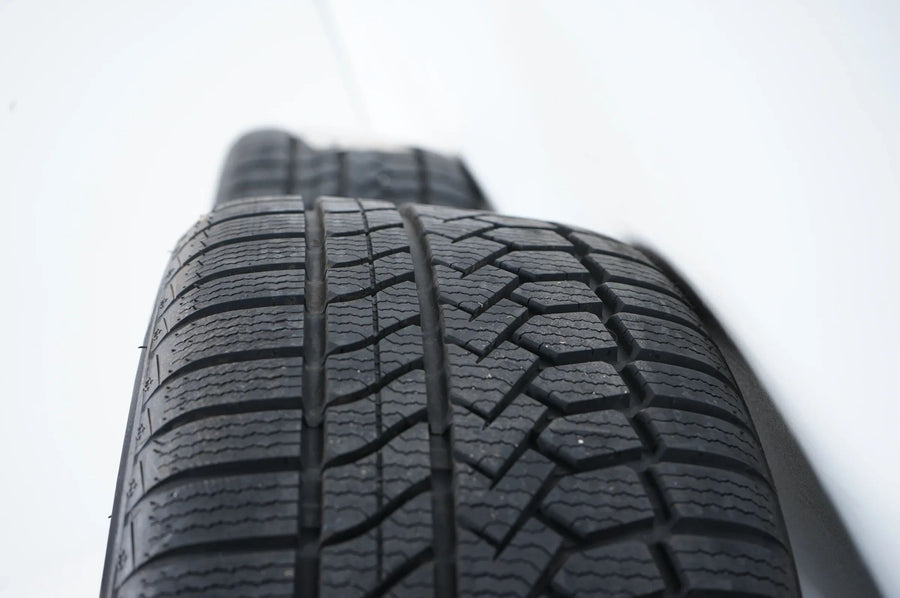 Aud A6 4F Q2 Skoda Karoq Winterreifen 245 45 R17 17 Zoll