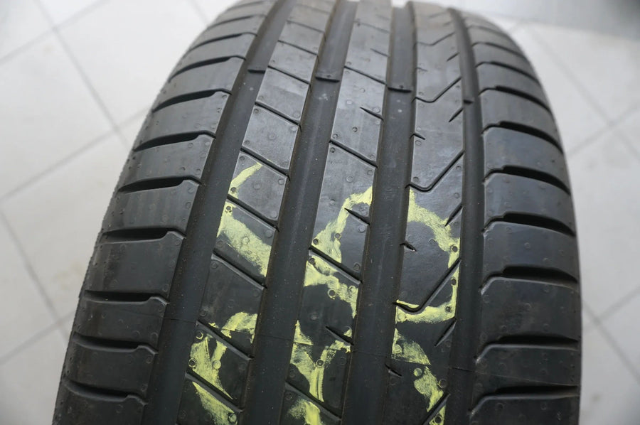 1 X 255 45 R19 104Y Pneu été Pirelli Cinturato P7 MO 6,5 mm 2021