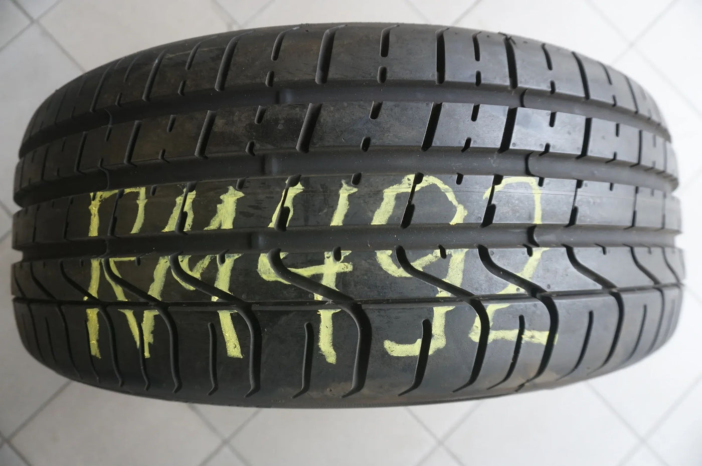 1 X 235 50 R19 99W Summer Tire Pirelli PZero P Zero MO 8mm 2019