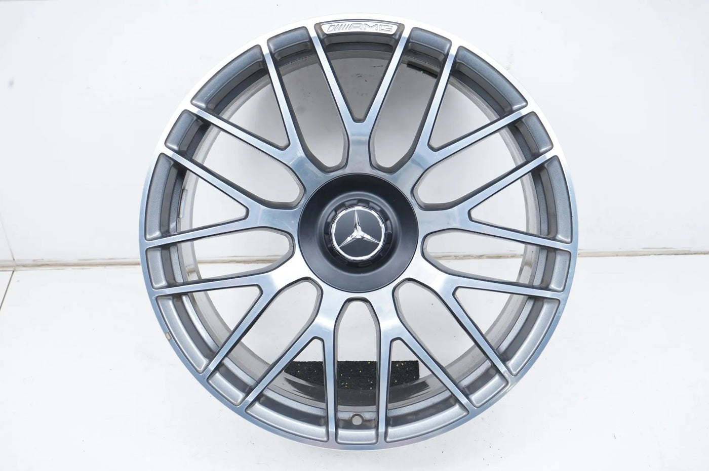 1 x Mercedes C63 W205 AMG Alufelge 19 Zoll A2054011800 9,5J