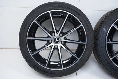 Roues et pneus hiver Mercedes CLA35 C118, dimensions 235/40/18 pouces