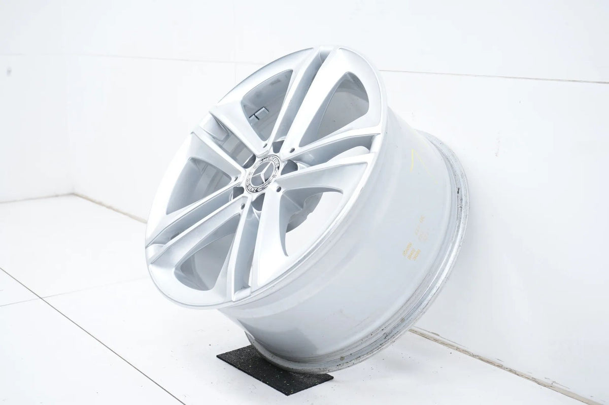 1 x Mercedes CLS W257 lichtmetalen velg 18 inch A2574010200 9J ET33 Detailweergave 4